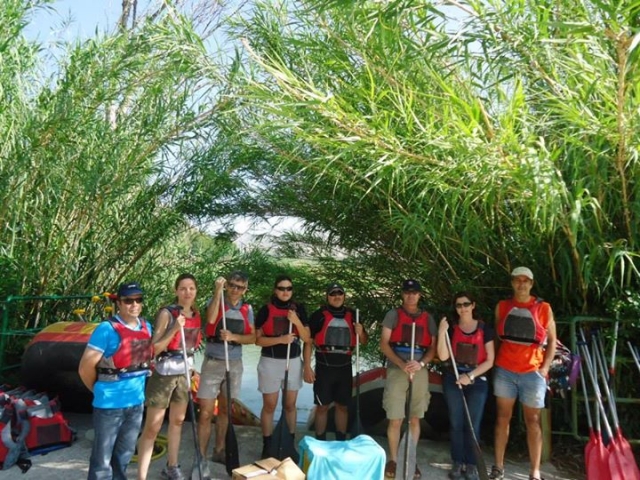 Con los remos antes de hacer la actividad
